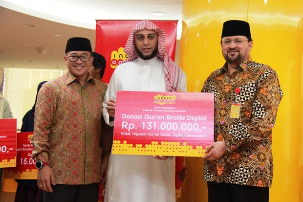 Indosat Ooredoo Berbagi Donasi dan Quran Braille Digital