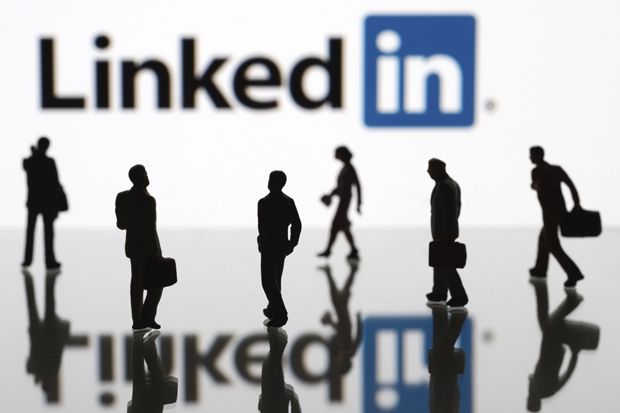 LinkedIn Tak Terkait Bobolnya Media Sosial Mark Zuckerberg