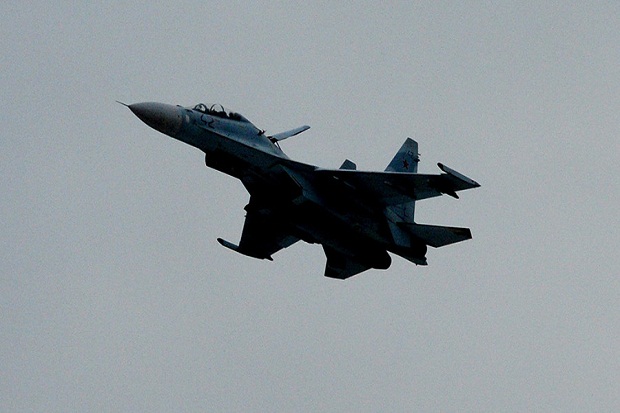 Jet Tempur Su-27 Jatuh dan Meledak, Pilot Rusia Tewas