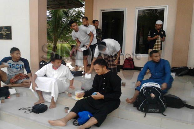 Sepak Bola dan Ibadah, Ini Aktivitas Firman Utina kala Ramadhan