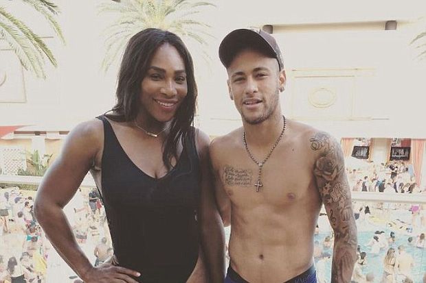 Serena Williams Digocek Neymar Jr di Kolam Renang