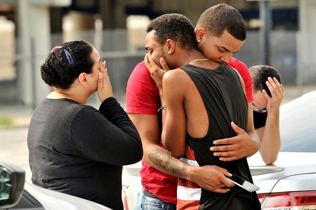 Kaum Gay Dilarang Donor Darah untuk Korban Penembakan di Orlando