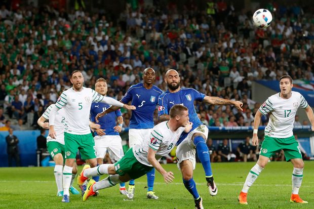 Italia vs Rep. Irlandia Belum Pecah Telur di Babak Pertama