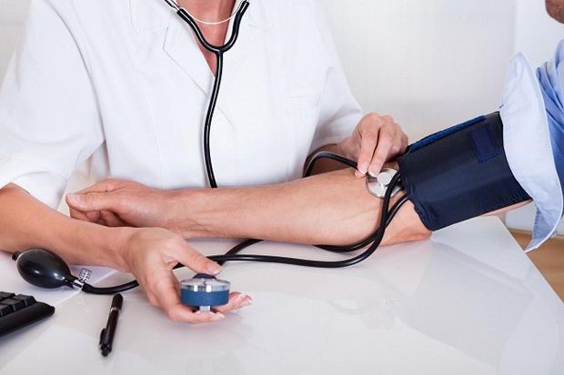 Cegah Hipertensi, Rajinlah Memonitor Tekanan Darah!