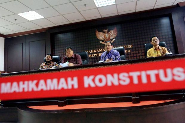 MK Desak Jokowi Teken Revisi UU Pilkada