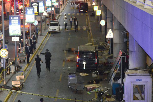 Korban Bom Bandara Istanbul 36 Tewas, PM Turki Curigai ISIS