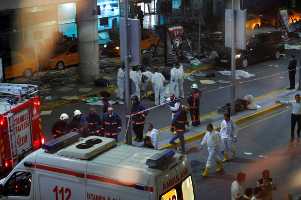 Dunia Internasional Kutuk Serangan Teroris di Bandara Istanbul