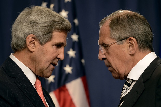 Lewat Telepon, Lavrov-Kerry Bahas Kerjasama di Suriah