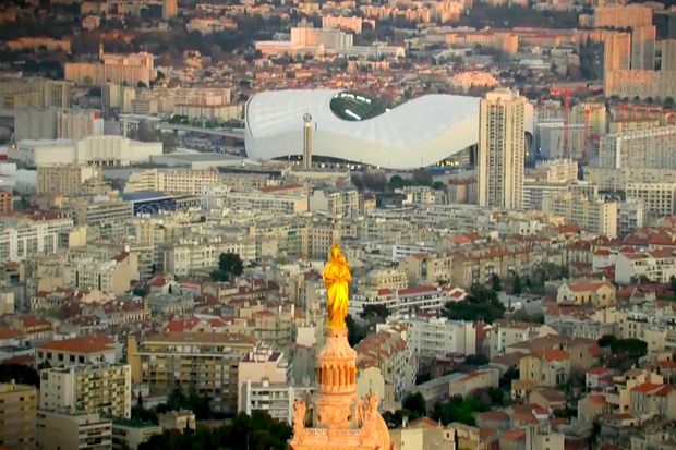 Bonne Mere, Patung Pelindung Kota Marseille