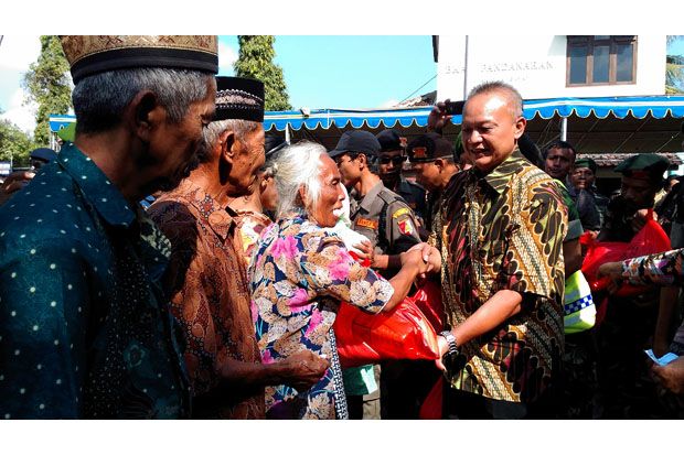 Warga Bayat Klaten Juga Dapat Sembako dari Jokowi
