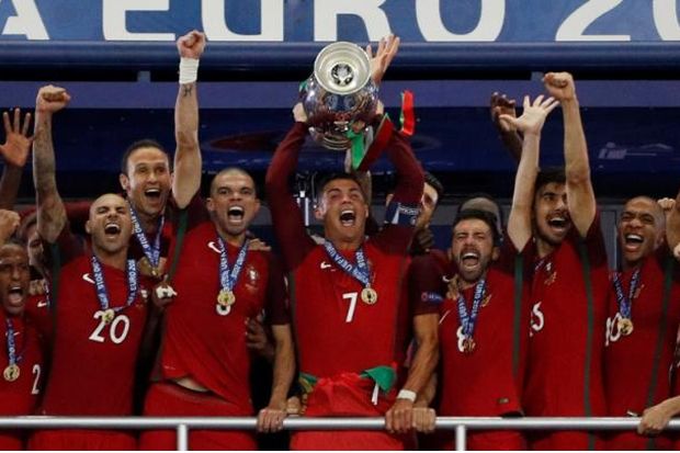 Jadi Juara Piala Eropa 2016, Portugal Geser Peringkat Spanyol