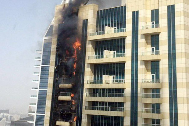 Gedung Pencakar Langit di Dubai Dilalap Si Jago Merah