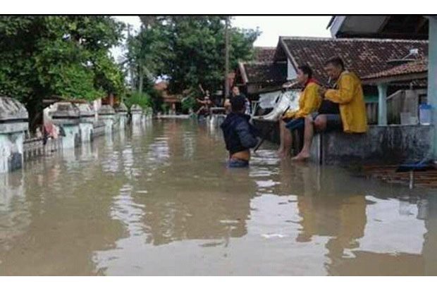 Rusak Ratusan Rumah, Kerugian Banjir di Anyer Miliaran Rupiah