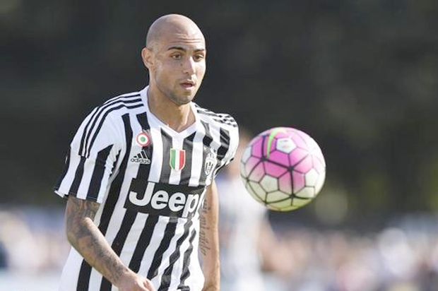 Cari Pengganti Bacca, Milan Lirik Striker Juventus
