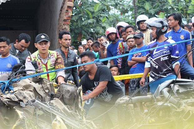 Kecelakaan Maut di Cianjur, Butuh Dua Jam untuk Evakuasi Sopir Truk