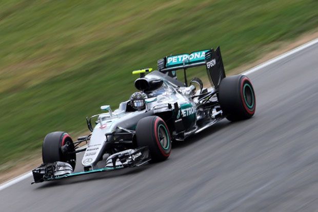 Rosberg Rebut Pole Position, Rio Haryanto di Atas Dua Pembalap Sauber