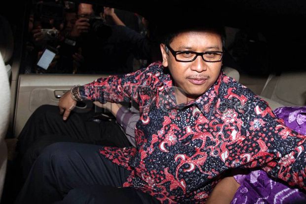 Sekjen PDIP Bersama Seniman Butet Nikmati Masakan Khas Indonesia