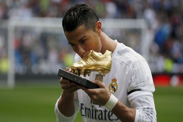 Buktikan Kesetiaan, Cristiano Ronaldo Perpanjang Kontrak