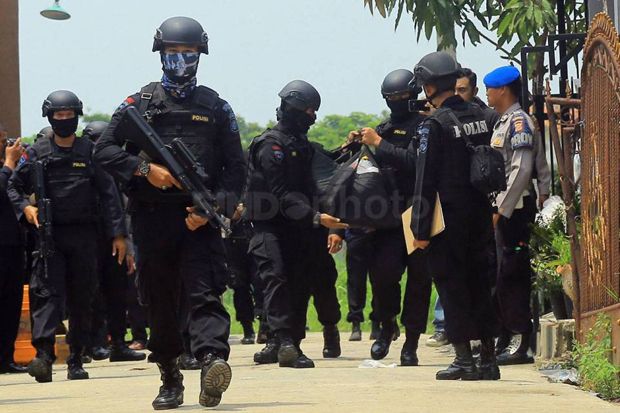 Densus 88 Tangkap Kelompok Teroris Kitabah Gonggong Rebus