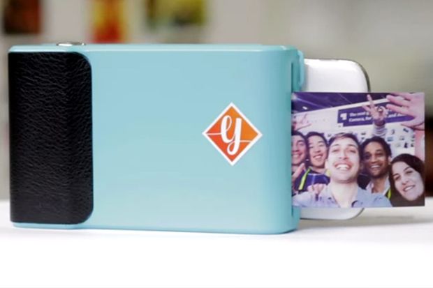 Dengan Prynt, Smartphone Anda Bisa Jadi Kamera Polaroid