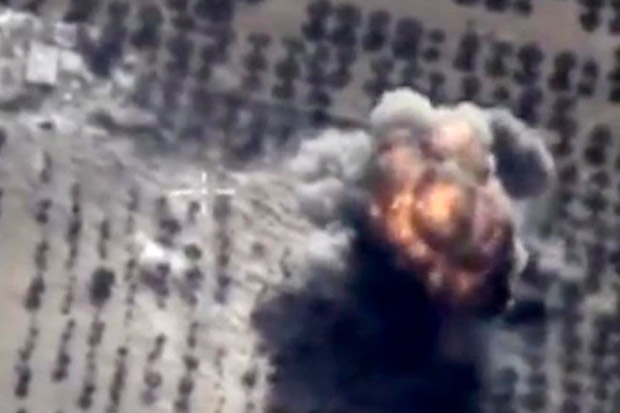 Serangan Udara Rusia Dilaporkan Hantam Kamp Pengungsi Suriah
