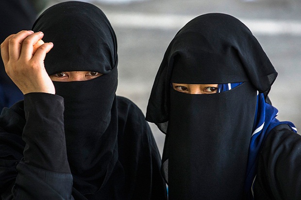 Jerman Ancang-ancang Melarang Burqa bagi Wanita Muslim