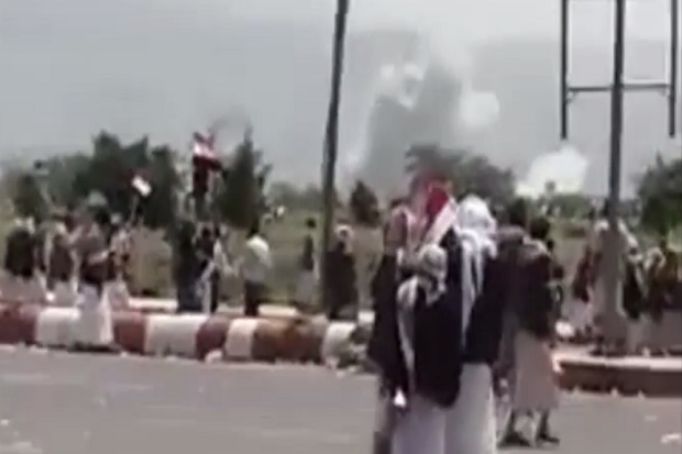 Jet Saudi Bombardir Ribuan Massa Pro-Houthi
