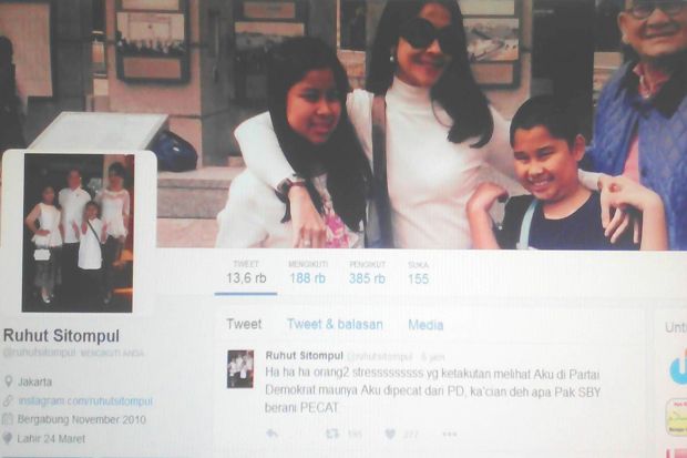 Di Twitter Ruhut Bilang: Kacian Deh Apa Pak SBY Berani Pecat