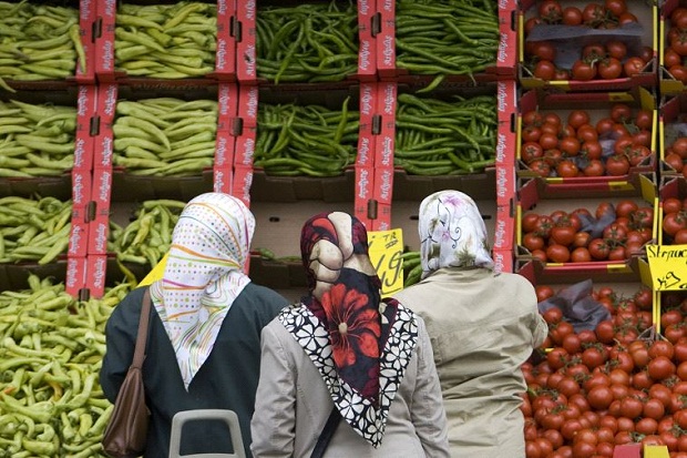 Tolak Lepas Jilbab, Pekerja di Jerman asal Palestina Dipecat