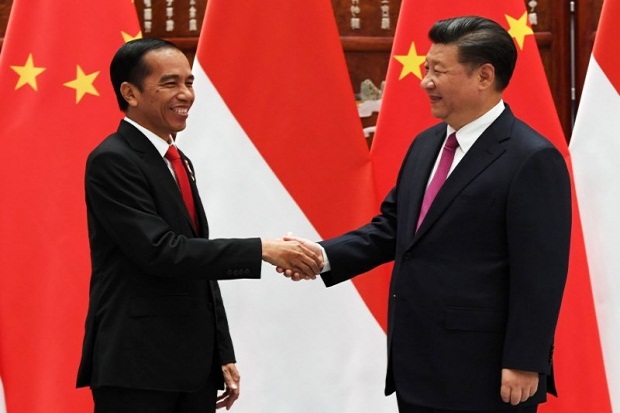 China Desak Jokowi Muluskan Proyek Kereta Cepat Jakarta-Bandung