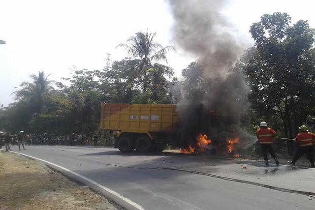 Mobil Terbakar di Tol Gempo-Porong, Satu Keluarga Tewas Terpanggang