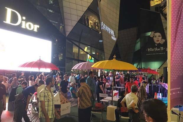 Festival Payung Indonesia 2016 Terasa di Bukit Bintang