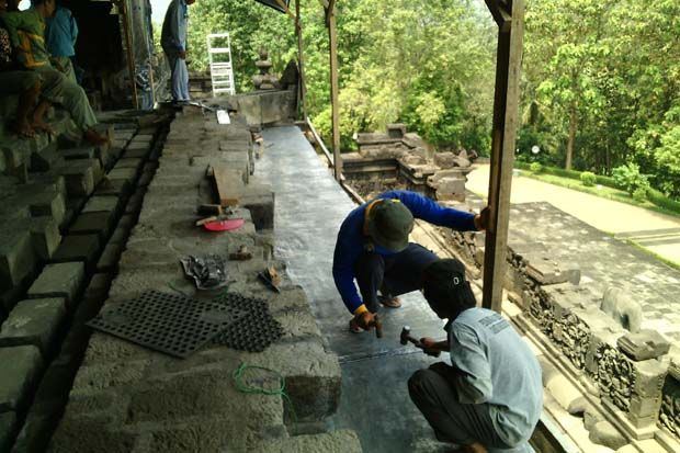 Candi Borobudur Dipasangi Lempengan Timah untuk Atasi Kebocoran