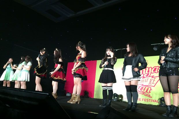 Sisil JKT48 Dilamar Fans dengan Cincin Hadiah Makanan Ringan