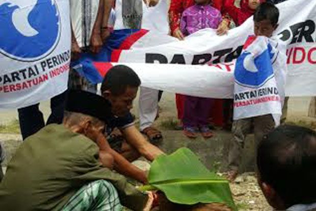 DPW Perindo Kurban Kambing di 17 Kabupaten/Kota se-Sultra