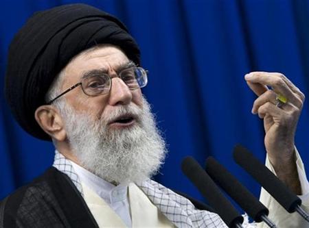 Jamaah Haji Iran Kutuk Khamenei