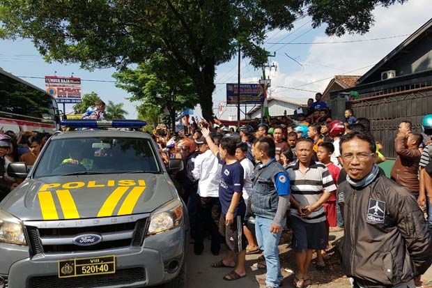 Sutarman Tewas di Kolong Bus Akibat Terserempet Sedan