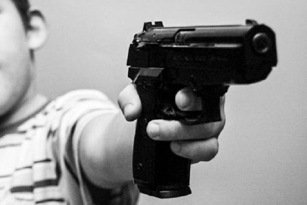 Acungkan Airsoft Gun, Bocah 13 Tahun Tewas di Dor Polisi