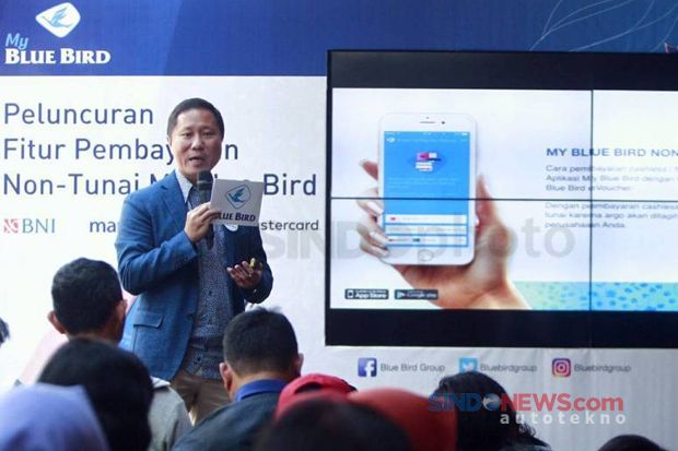 Blue Bird Perbaiki Aplikasi Mobilenya