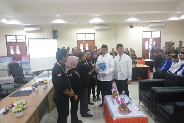 Diusung Tujuh Parpol, Wahidin-Andika Mendaftar ke KPU