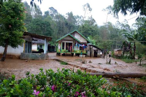 Banjir Bandang Kembali Terjang Garut