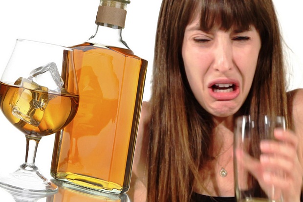 Awas, Minuman Beralkohol Sebabkan Wanita Mandul
