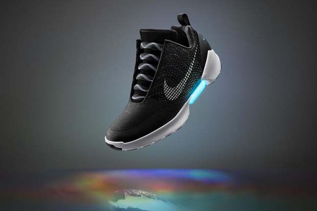 Nike Akan Luncurkan Sepatu dengan Teknologi Ikat Tali Sendiri