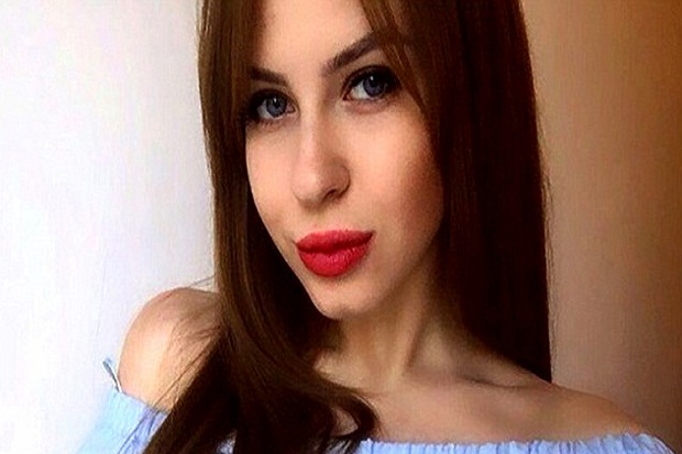 Gadis Cantik Rusia Lelang Keperawanan Rp2,1 M demi Uang Kuliah