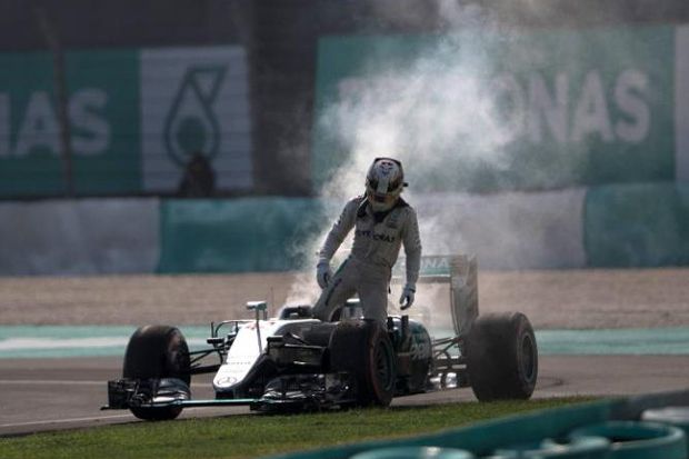 Mercedes: Tuduhan Hamilton soal Konspirasi Cukup Bodoh