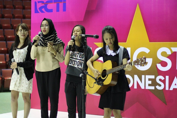 Ribuan Remaja Bandung Ingin Jadi Penyanyi Top