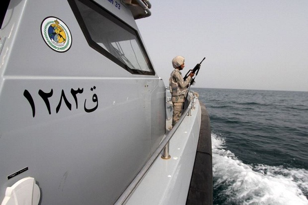 Tegang dengan Iran, Saudi Latihan Perang di Selat Hormuz