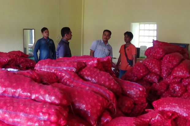 Polres Aceh Tamiang Gagalkan Penyelundupan 7,6 Ton Bawang Merah