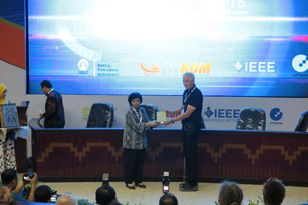 UI-Unbraw Gelar Konferensi Internasional Ilmu Komputer