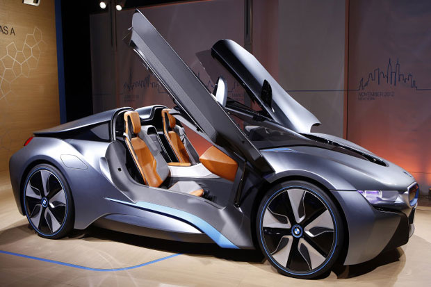 BMW Umumkan i8 Spyder Akan Diproduksi Massal